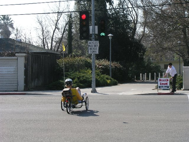 Bicycle-specific traffic signals in Davis, California