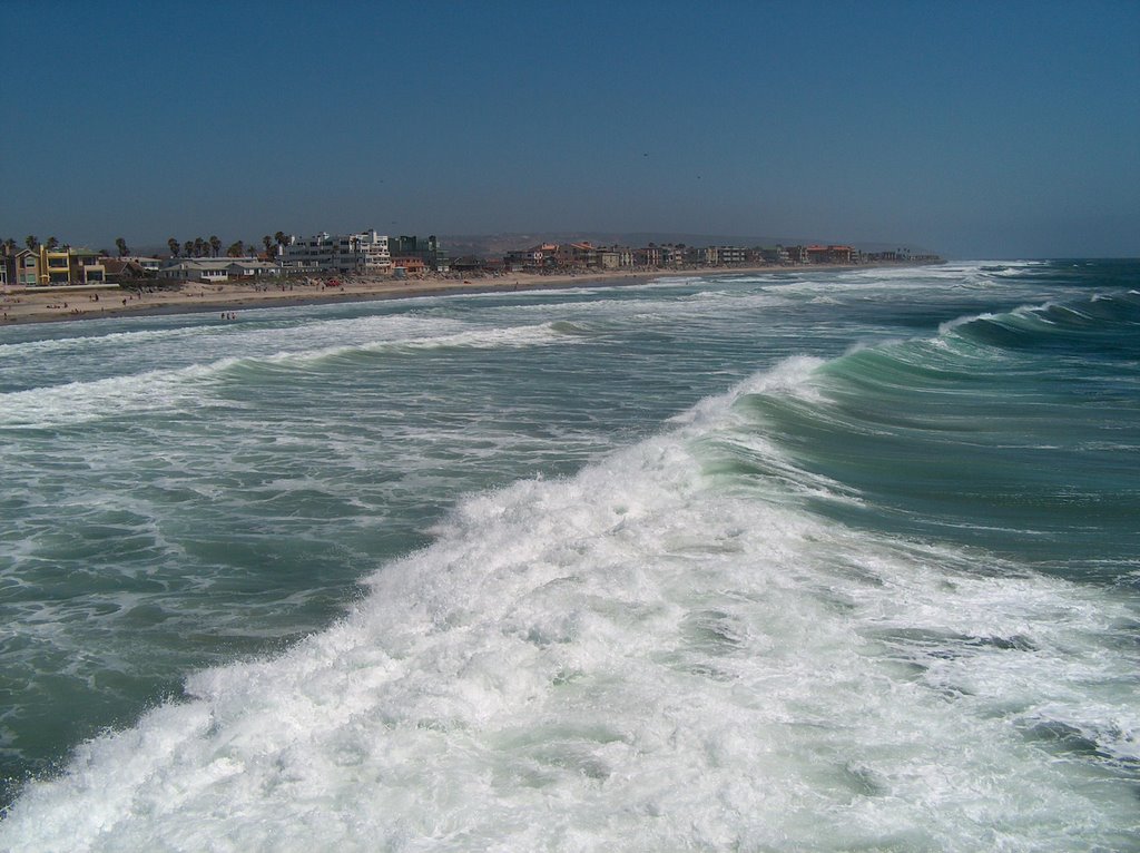 looking off the pier