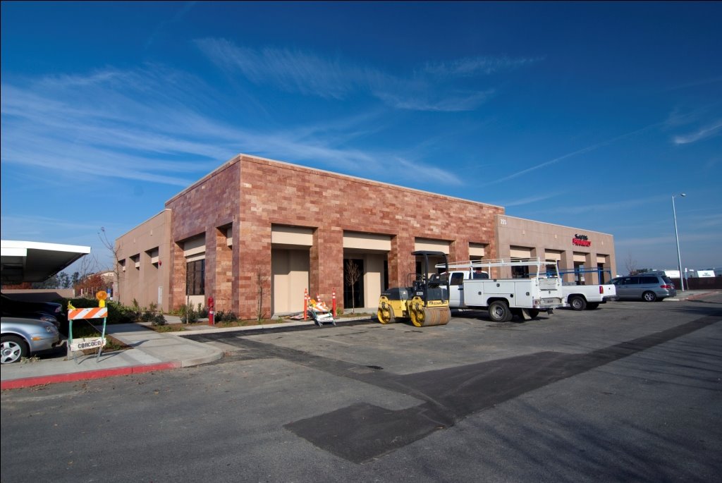 Just east of Peachwood Medical Group, Clovis, 12-1-2009