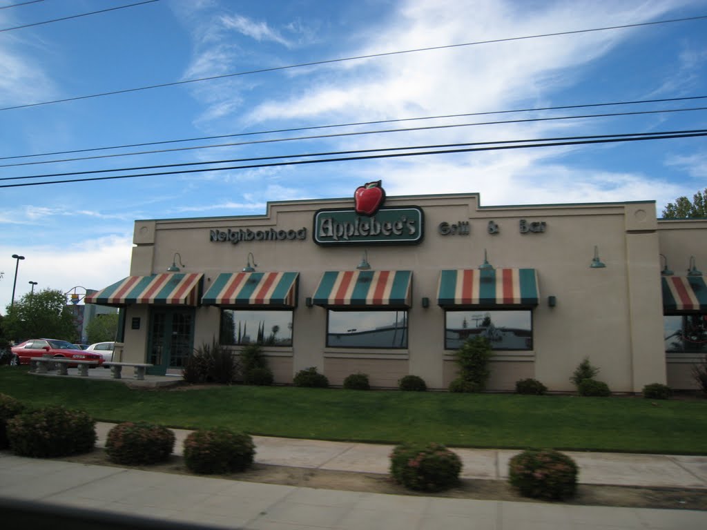Applebees-Clovis