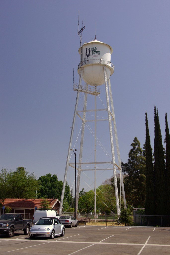Clovis Water Tower, Clovis, CA, 4/08