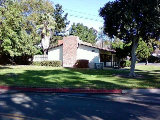 La Mesa Nan Couts Cottage, Community Center