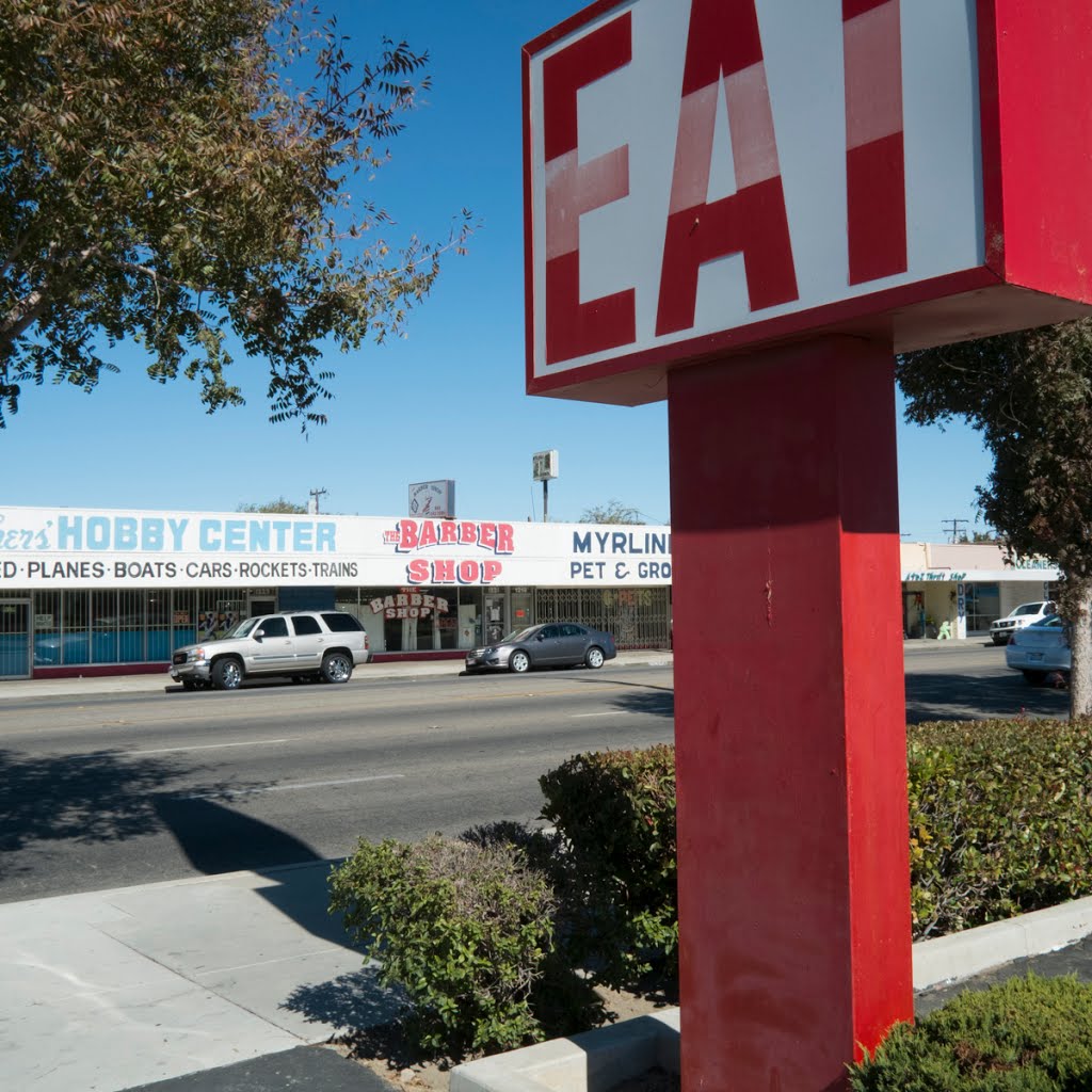 EAT (Crazy Ottos Diner)