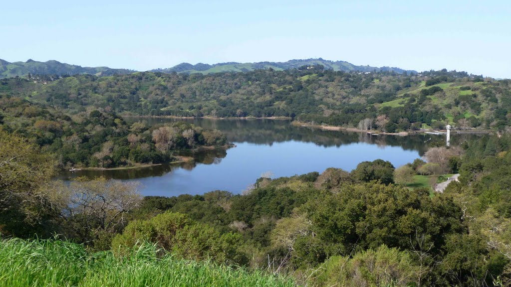 Lafayette Reservoir from Spectacle Point