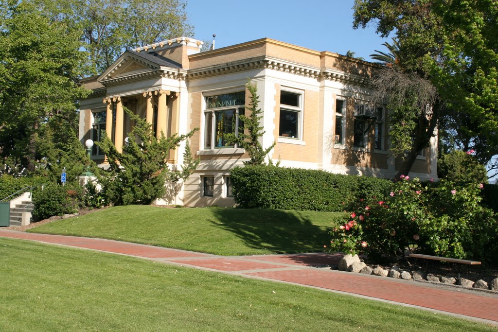 Carnegie Building