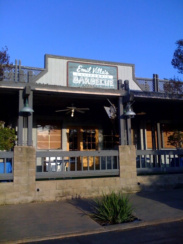 Emil Villas California Barbecue