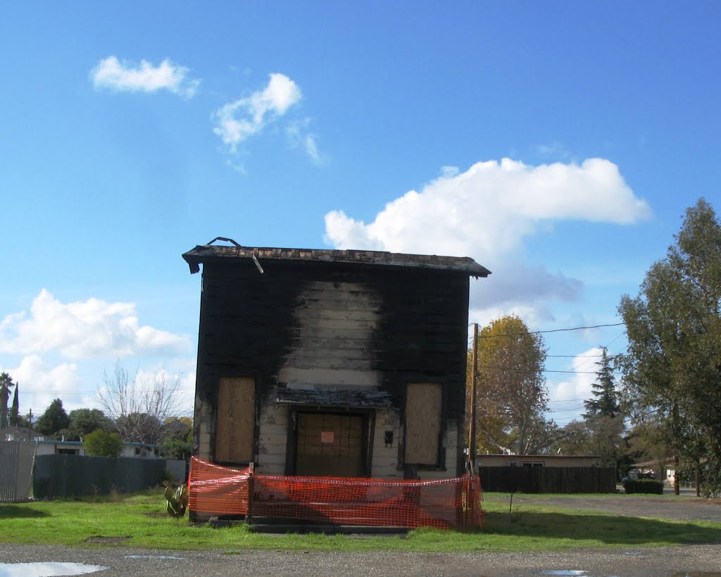 Burned down, and gone now... Sorry I didnt get your photo before...