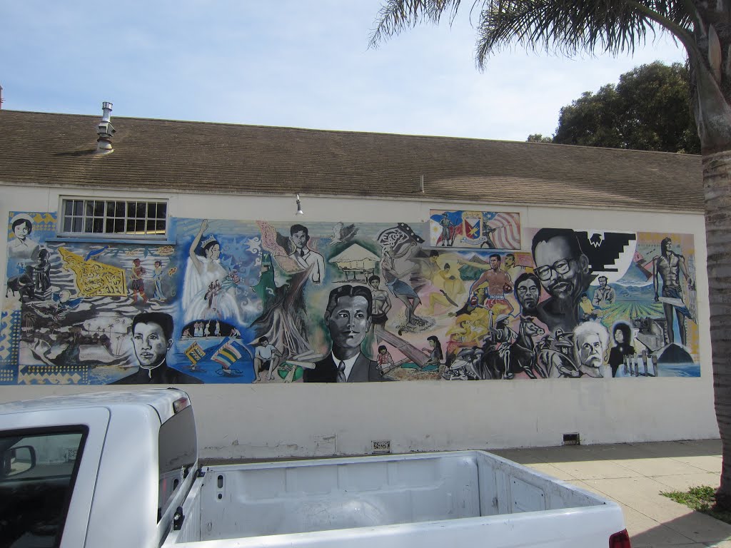 "Fillipino Heritage" Mural in Lompoc, California