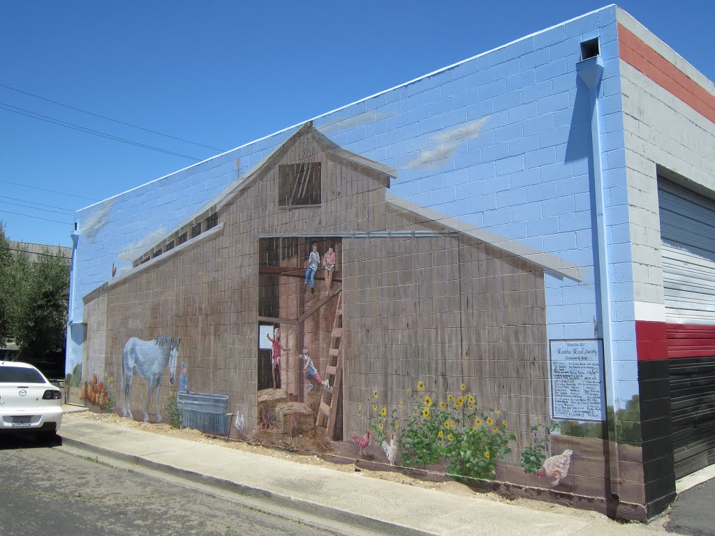 "Free-For-All" Mural in Manteca, California