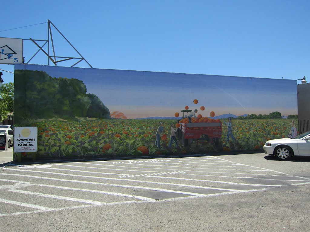 Pumpkin Harvest" Mural in Manteca, California