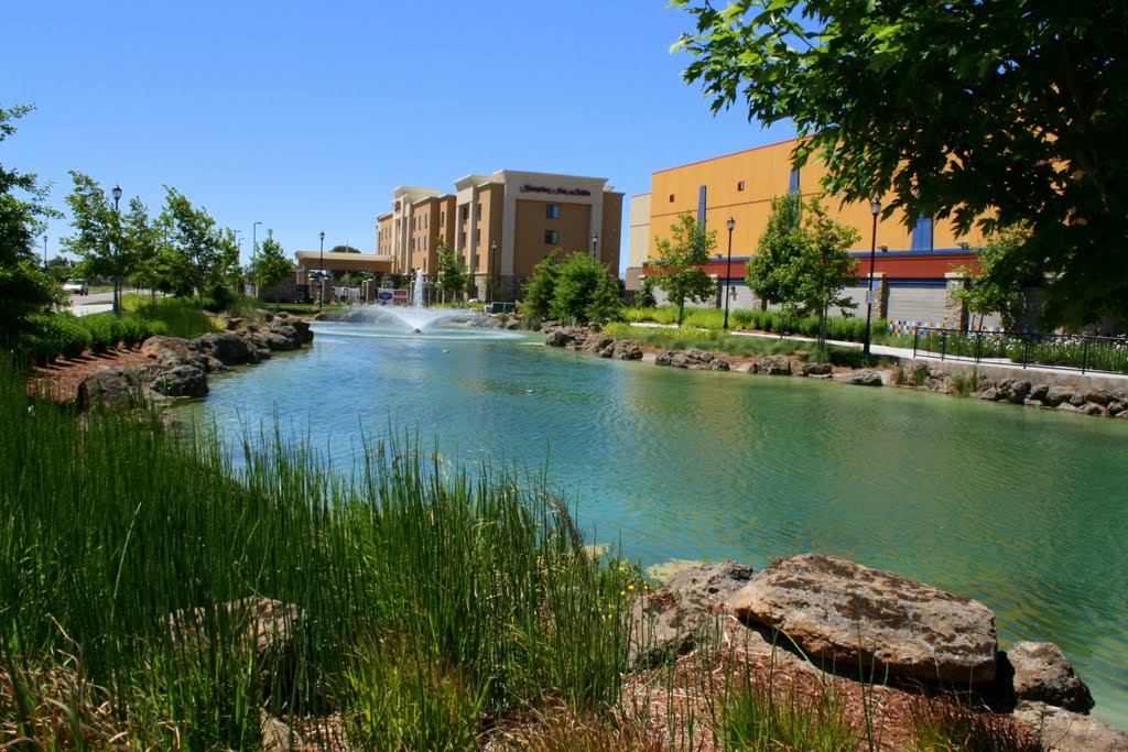 Pond in front of Bass Pro