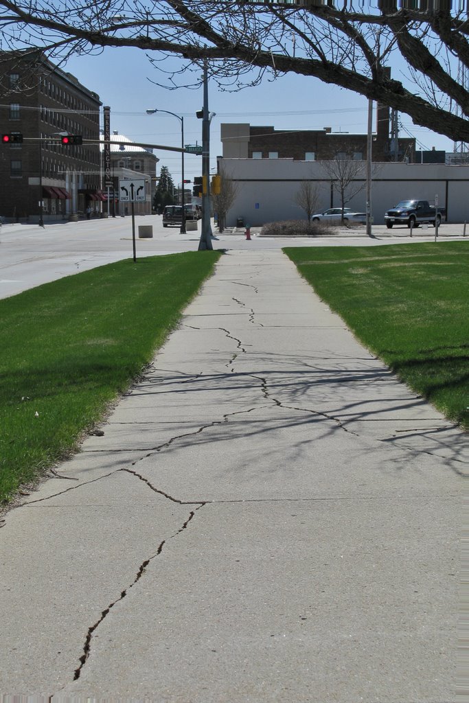 Intersection of W Braasch Ave &  N 4th St, Norfolk Nebraska