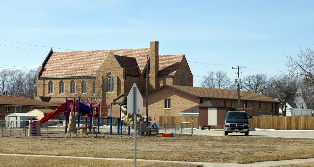 Norfolk, NE: Grace Lutheran (LCMS)