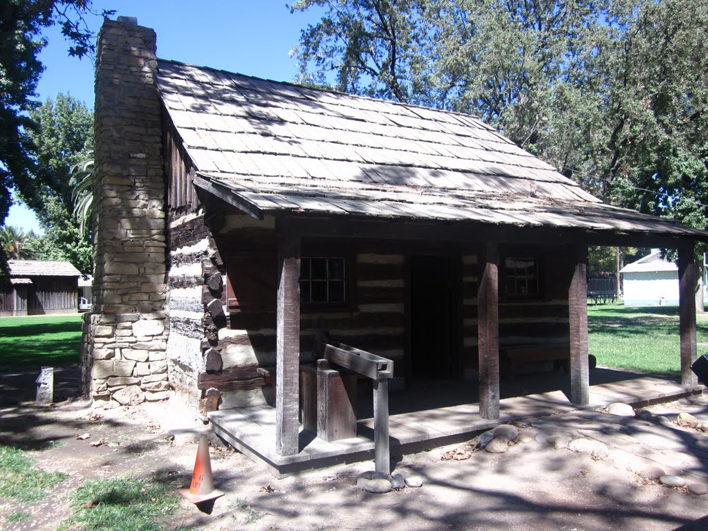 Log cabin