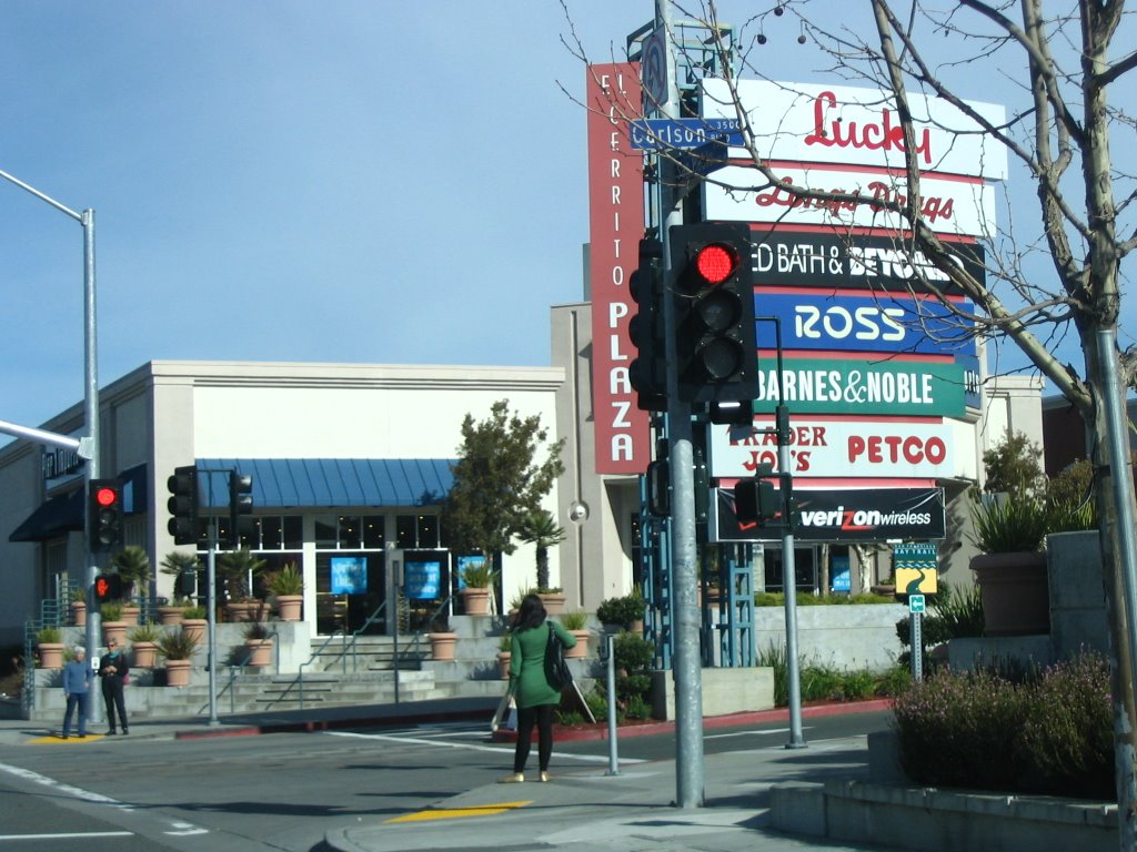 El Cerrito Plaza