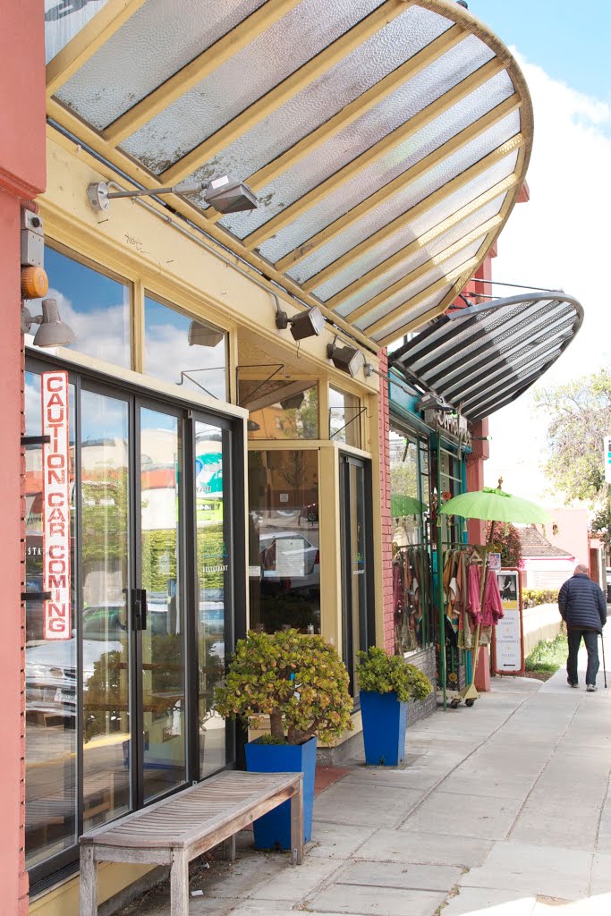College Ave, Oakland, CA