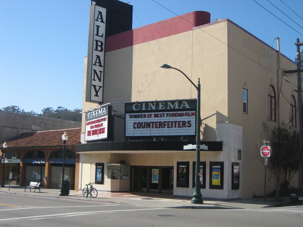 Albany Twin Cinema on Solano
