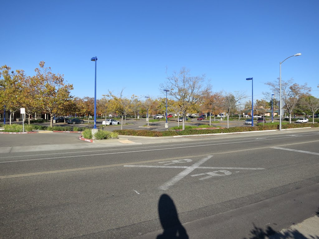 Mills Station parking lot 2/2