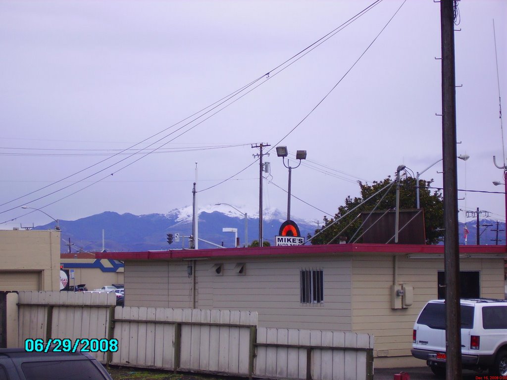 first snow of the season in Salinas