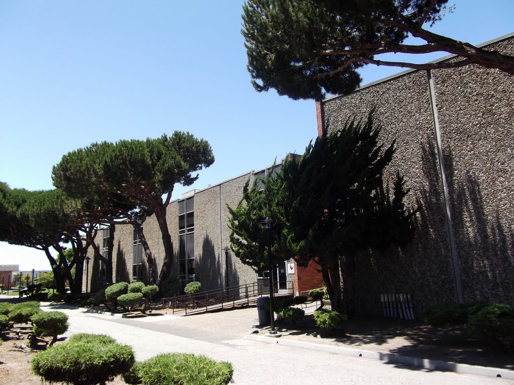 Hartnell College