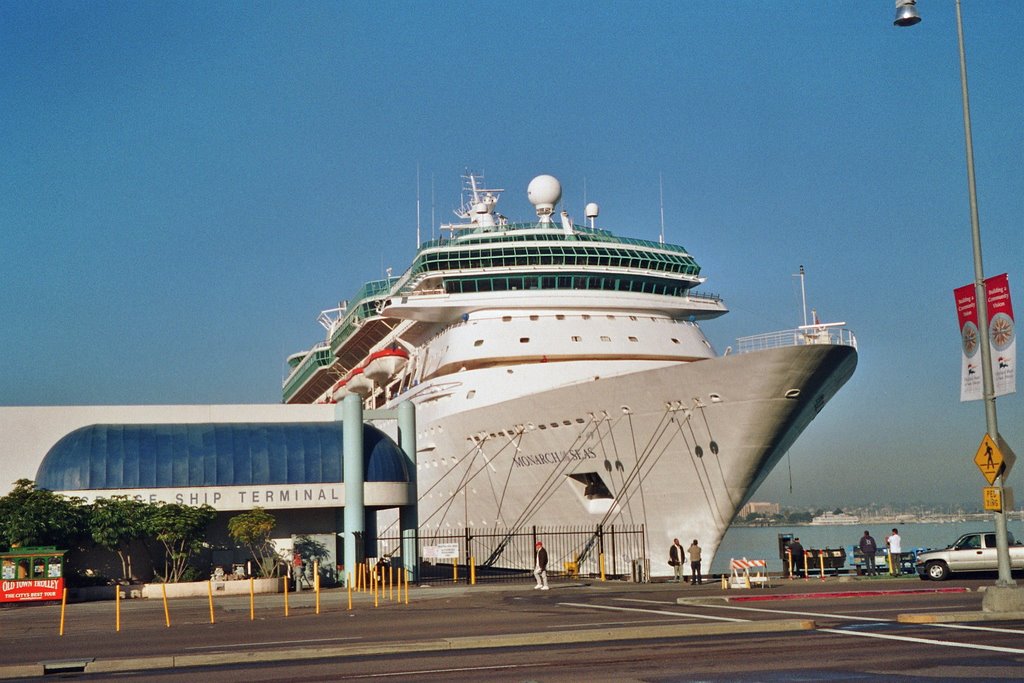 San Diego / Harbor / Monarch of the Sea