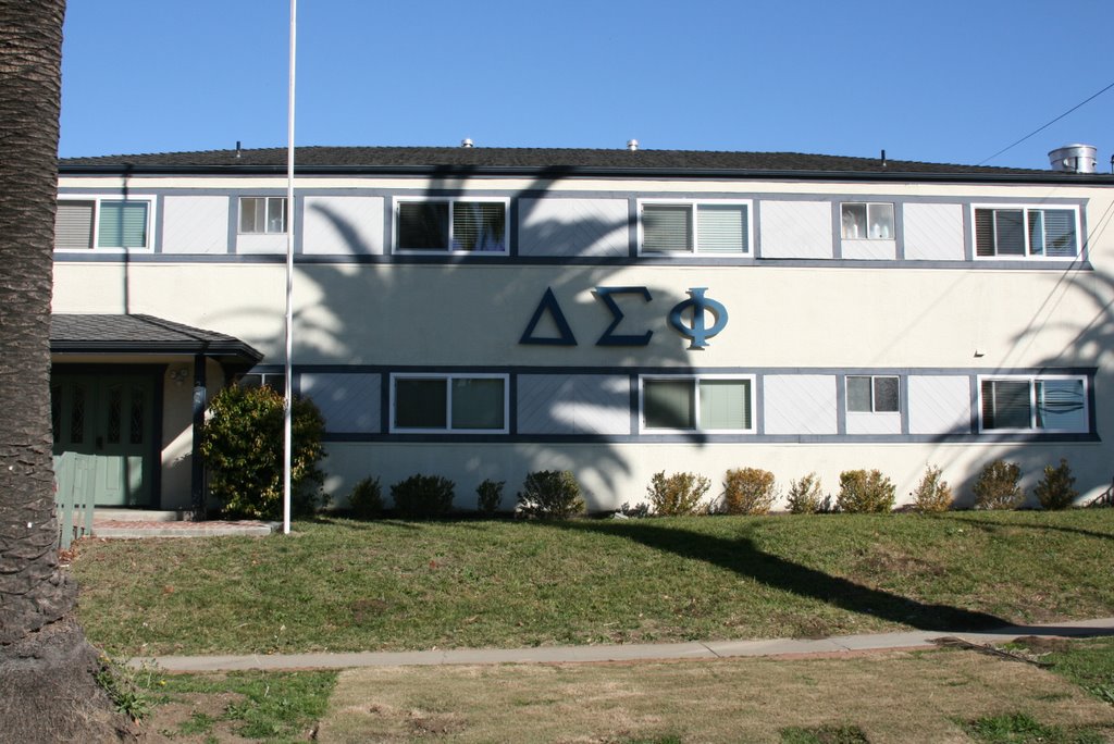 Delta Sigma Phi - Epsilon Rho