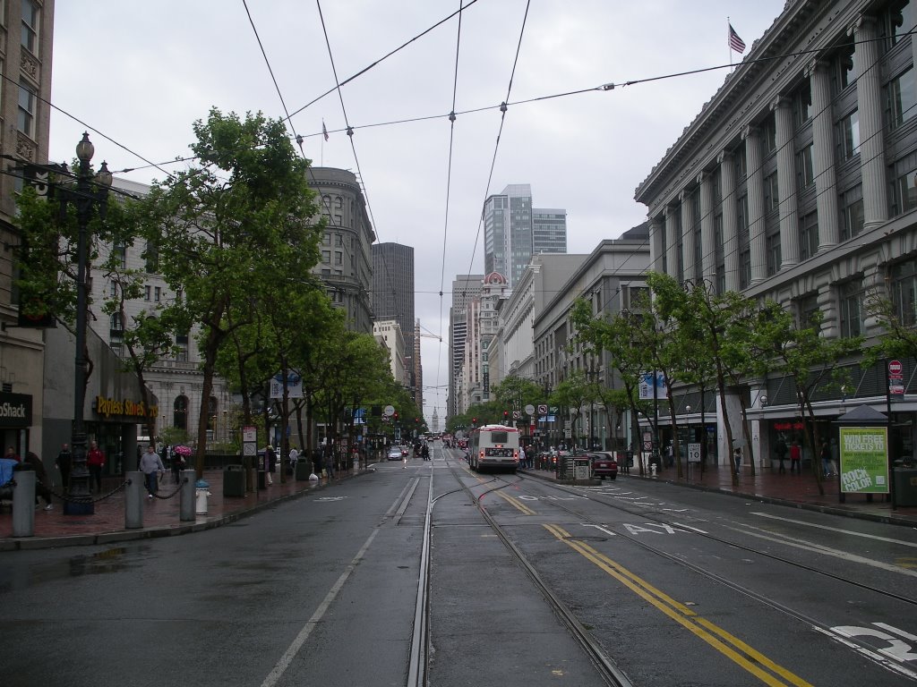 A rainy day on Market Street - May 2006