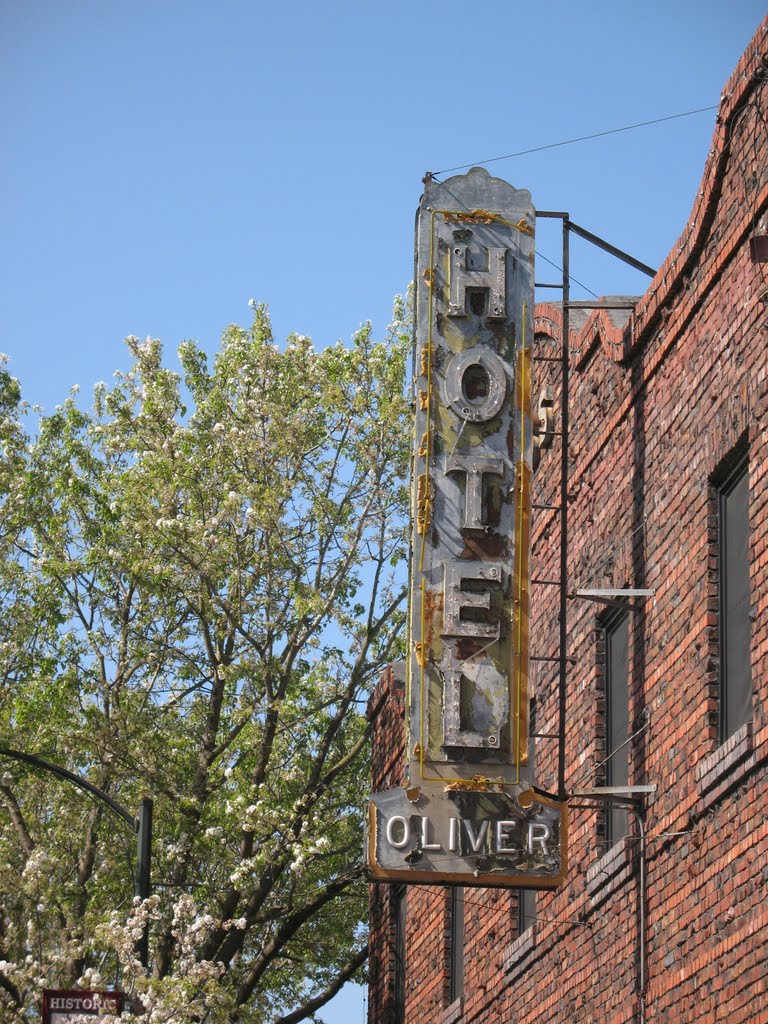 Hotel Oliver/ Jacobs Building (c.1910)