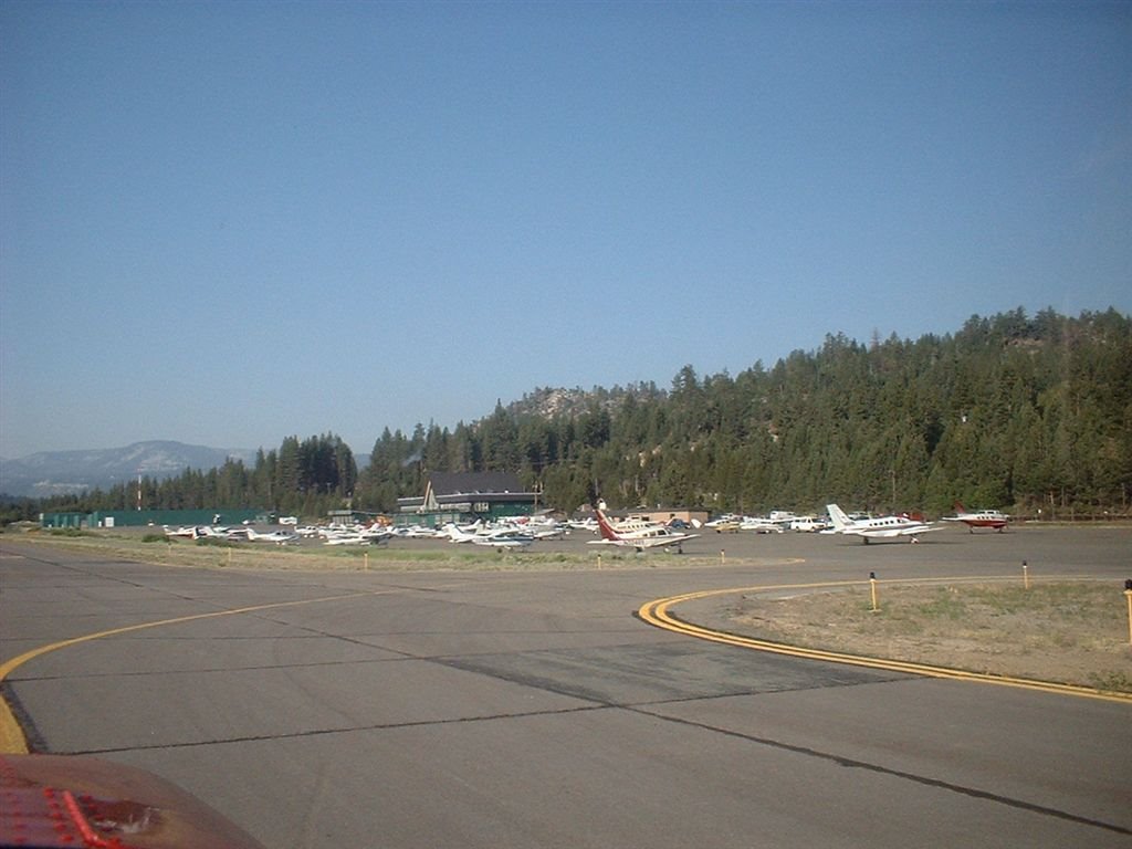 South Lake Tahoe Airport KTVL