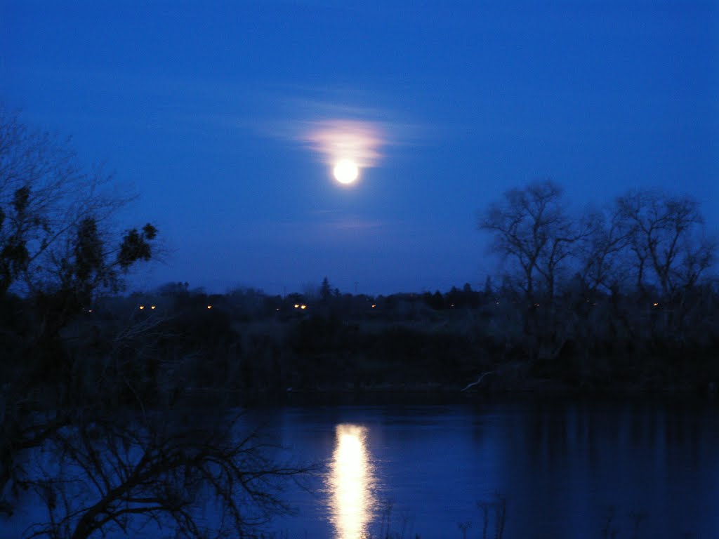 Full Moon  Reflecting On The Feather River