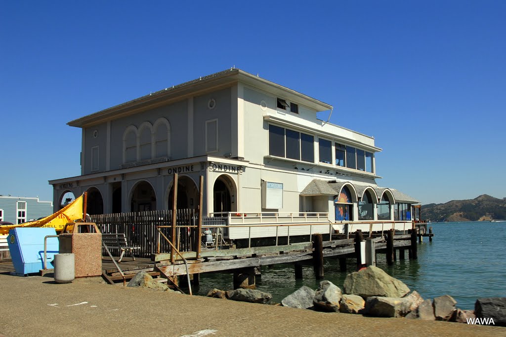 ONDINE Floating Restaurant　サウサリート・ブリッジウェイ沿いの海上レストラン
