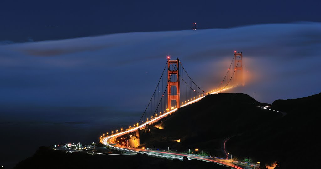 Golden Gate Bridge disappearing in the night fog, San Francisco, California (high resolution)