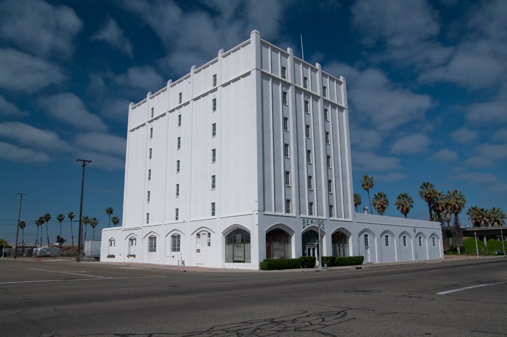 BEKINS, Fresno CA, 4/2011