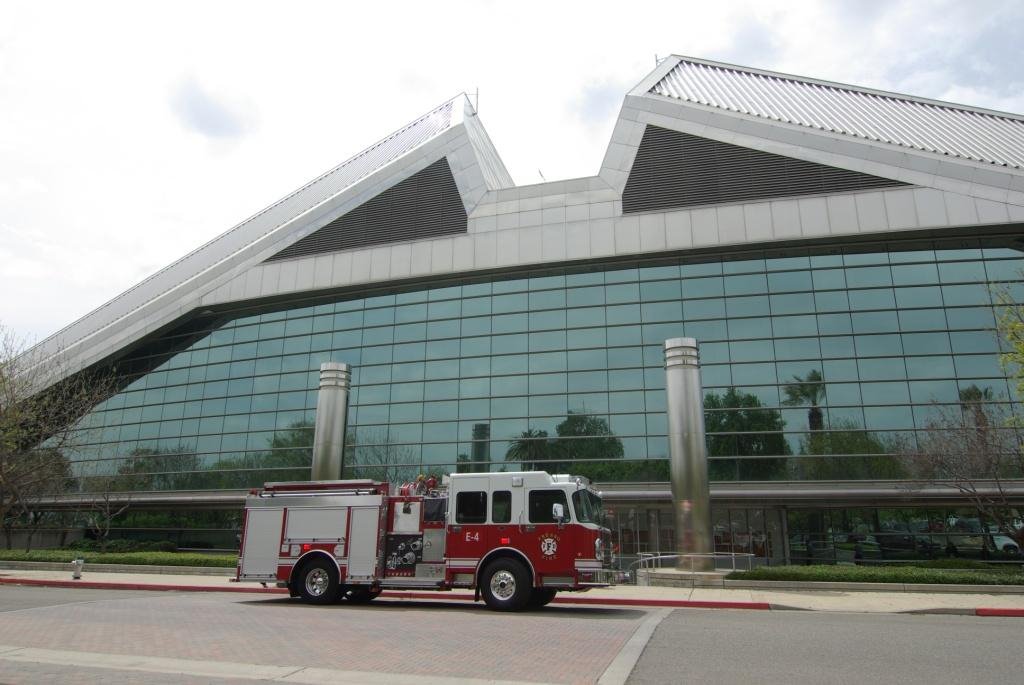 Someone had a Heart-Attack when they found out how much the Fresno City Hall Building Cost, 4/08