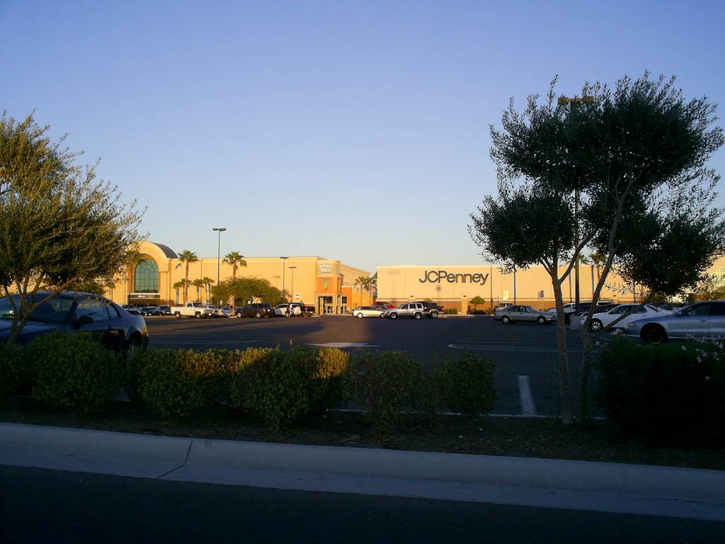 Imperial Valley Mall