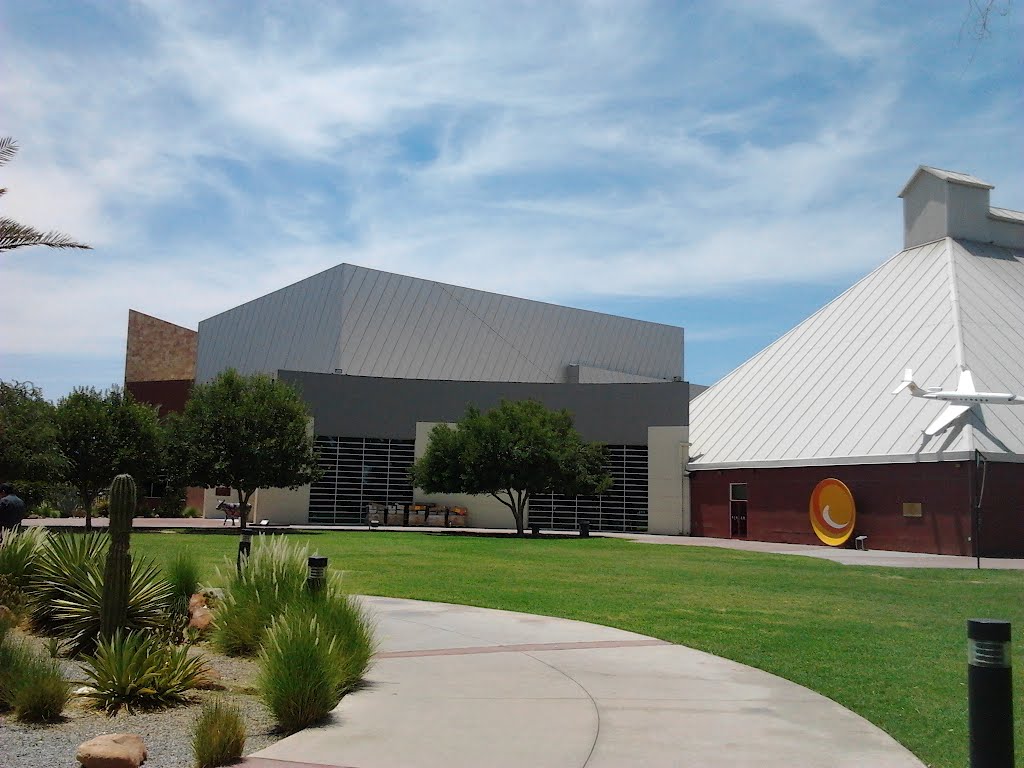 imax & Museo Sol del Niño
