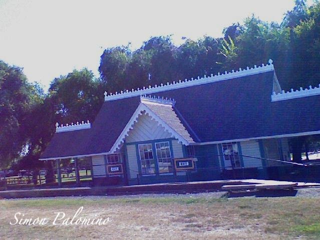 Estacion del Tren en el parque Kennedy