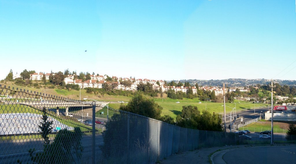 Hayward Entrance From 580