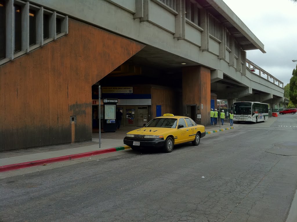 El Cerrito Plaza BART Taxi Stand