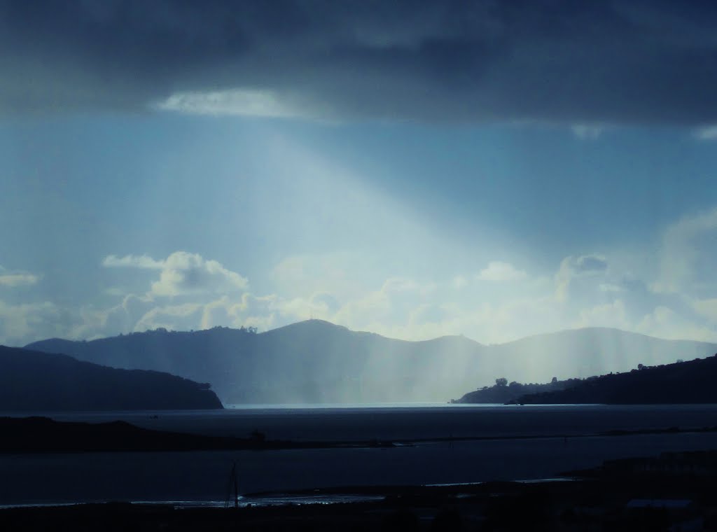 Tiburon, (R) Angel Island, (L) Sausalito,(B) From El. Cerrito.