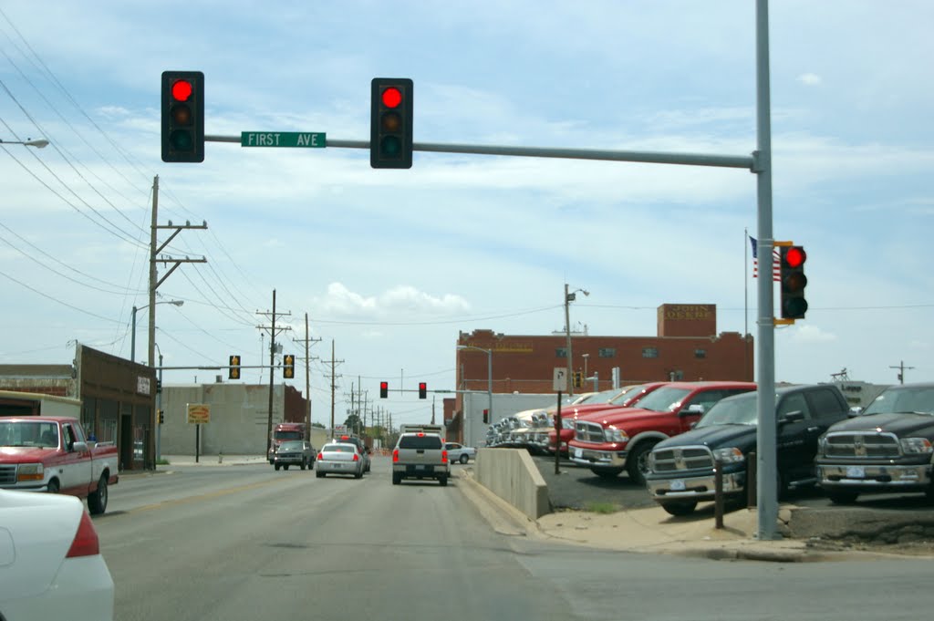 2011, Dodge City, KS, USA - 1st Ave and W. Trail St.