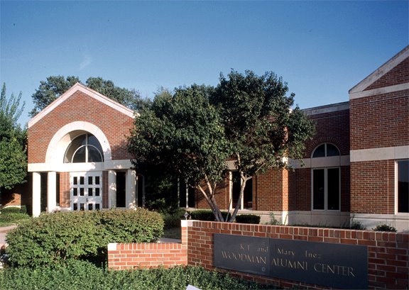Wichita State U. -- Woodman Alumni Center