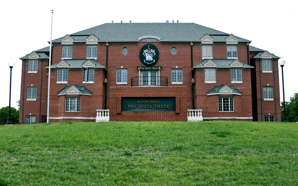Phi Delta Theta Kansas Delta Chapter House