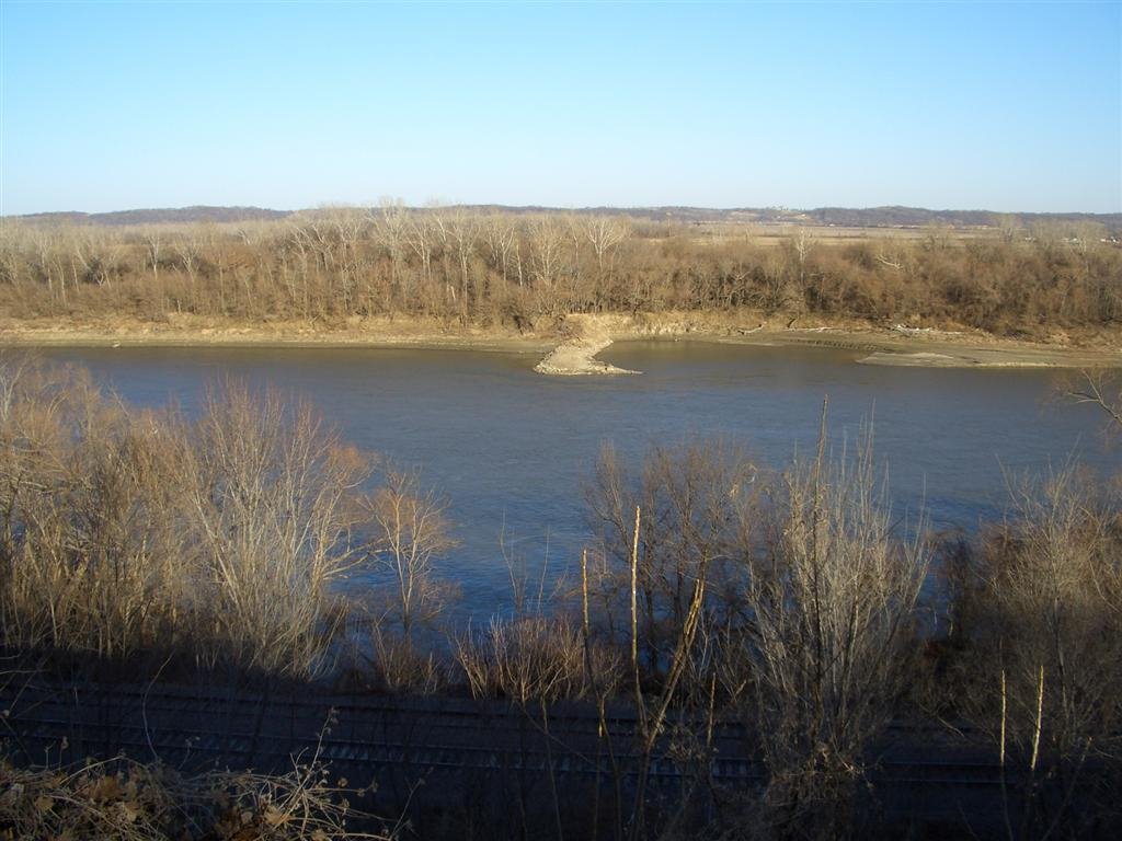 looking down and across Missouri river, Leavenworth,KS