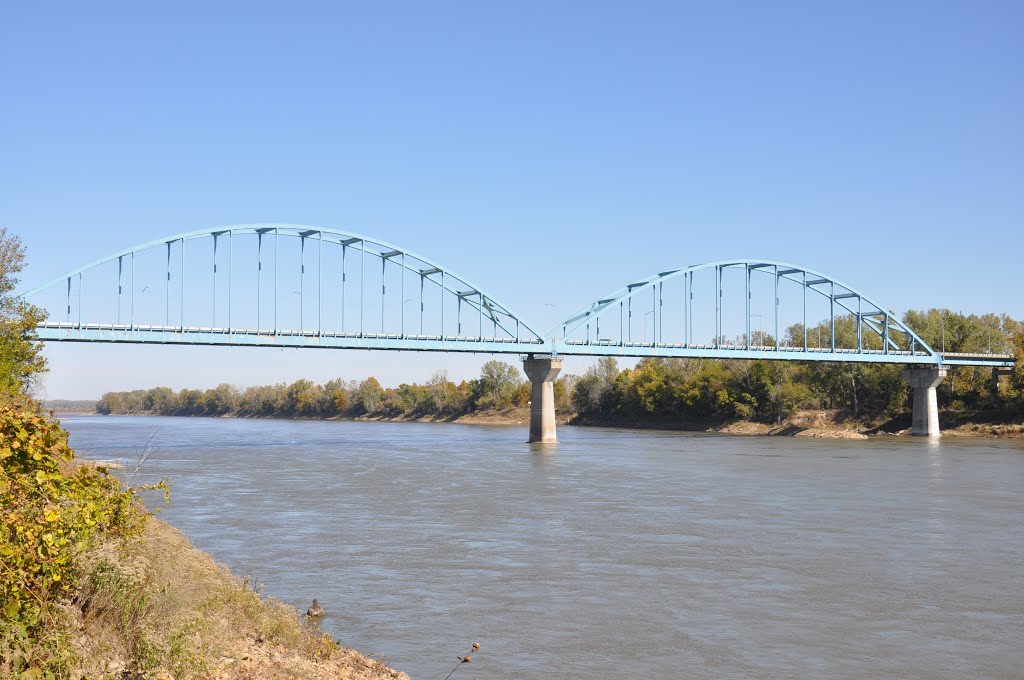 Bridge in Leavenworth. KS crossing the Missouri river