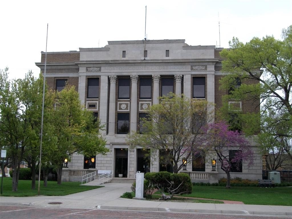 Norton County courthouse, Norton, KS
