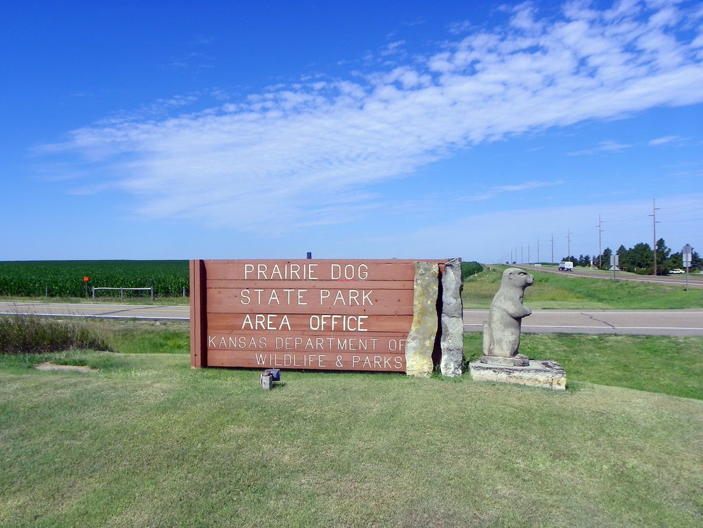 Entrance to Prairie Dog State Park
