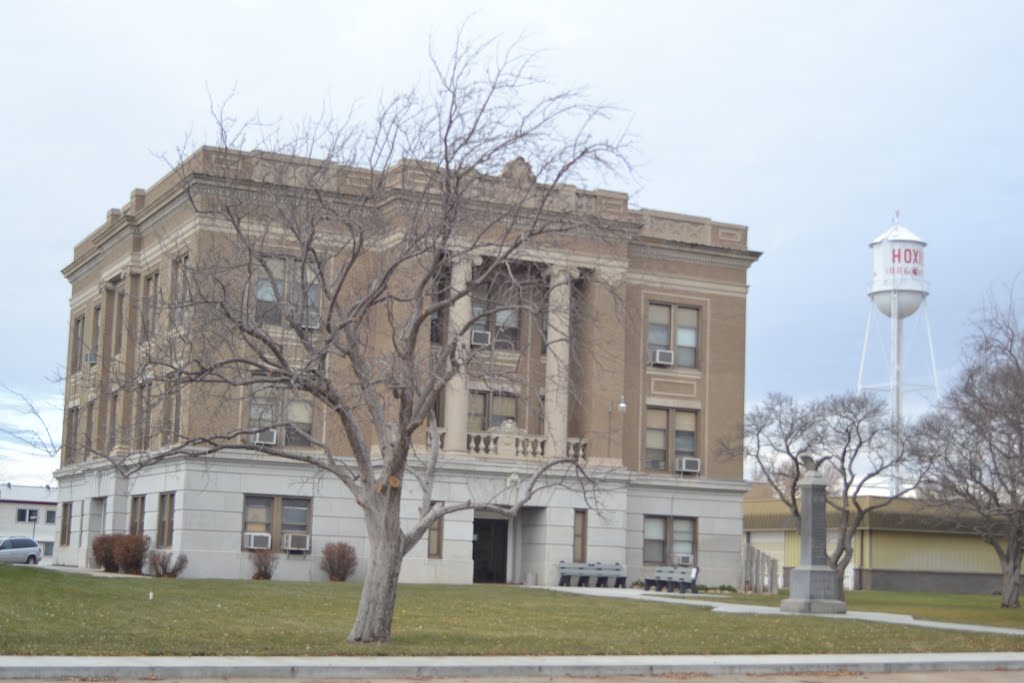 Sharidan County Courthouse in Hoxie Kansas