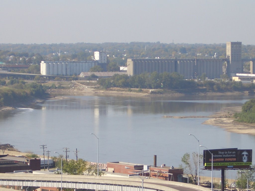 Kaw Point, Kansas City, KS (point where Kansas river flows into Missouri river) October 2005, Taken from Case Park, Kansas City,MO