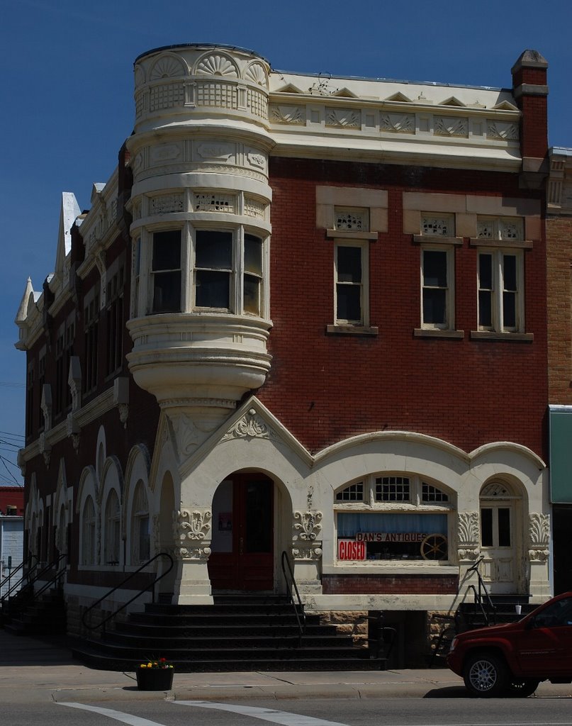 Dans Antiques, Concordia, Kansas.